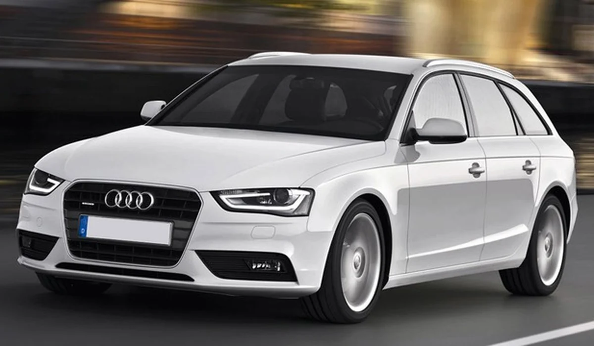 Audi A4 disponibile per noleggio premium a Riccione